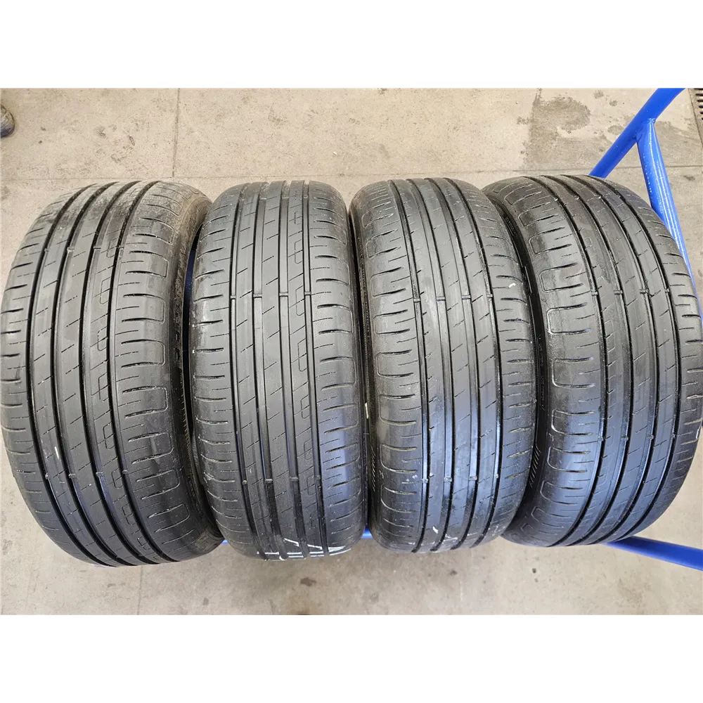 4x 205/55R17 91V Goodyear Efficientgrip Performance [1407]