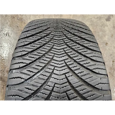 4x 225/55R17 97V Goodyear Vector 4Seasons GEN-2 / 4x 6,8mm [1385]