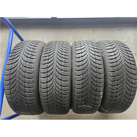 4x 205/60R16 92H Nexen Winguard Snow'G WH2 / 2x 8mm + 2x 7,5mm [1554]K6