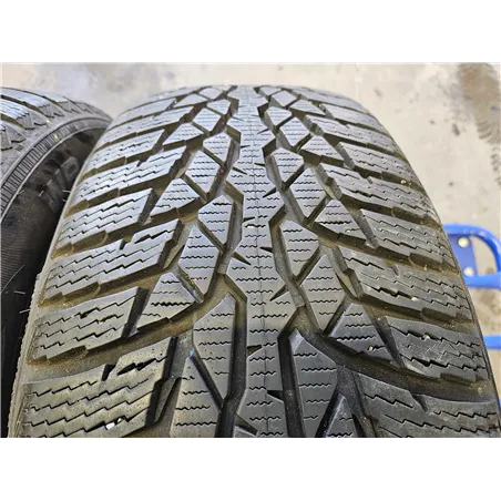 2x 205/60R16 92H Nokian WR D4 / opony zimowe / 2x 7,5mm [1524]
