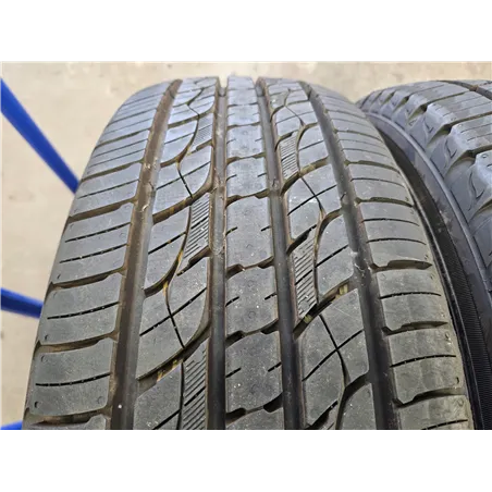 2x 205/70R15 96T Kumho Crugen Premium KL33 - DEMO [1545]