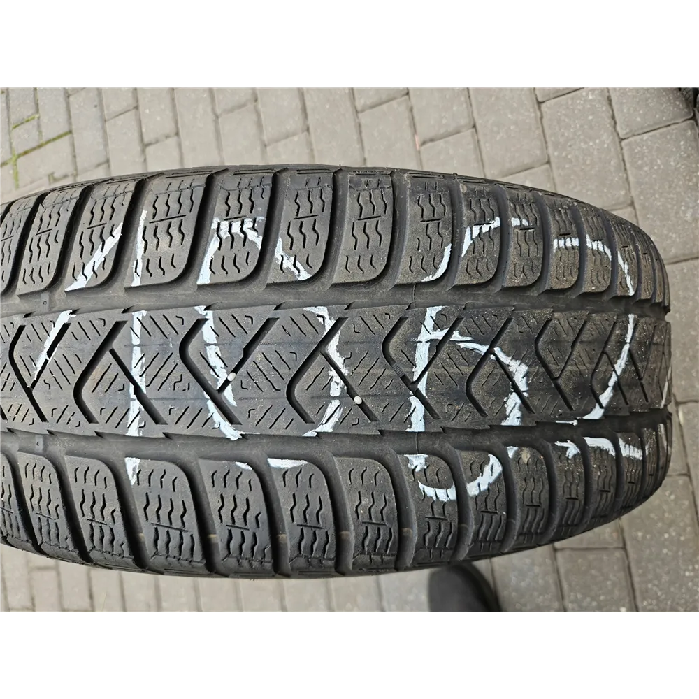 2x 215/60R16 95H Pirelli Winter SottoZero 3 / 2x 4mm [1062]