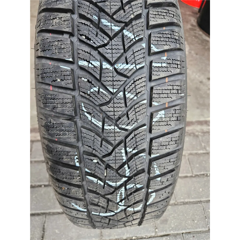 4x 205/60R16 96H XL Dunlop Winter Sport 5 / 2x 9mm + 2x 8mm [1059]