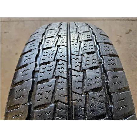 1x 195/65R16C 104/102T Hankook Winter RW06 / 6,5mm [838K4]
