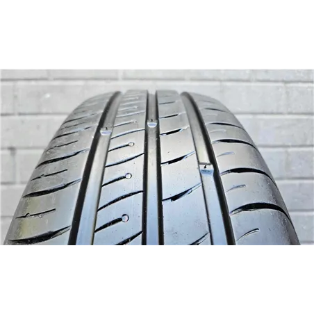 4x 185/65R15 88H Kumho EcoWing ES01 / 4x 6,5mm
