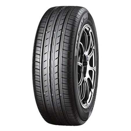 YOKOHAMA 205/60 R16 BLUEARTH ES32 92H